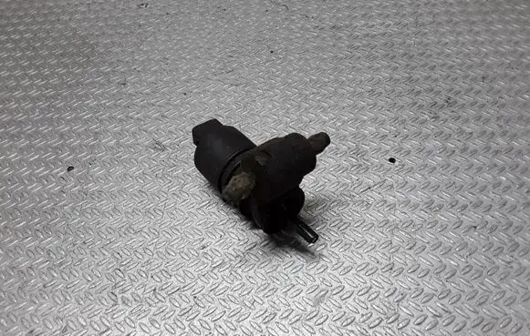 Volkswagen Transporter - Caravelle T4 Windscreen/windshield washer pump