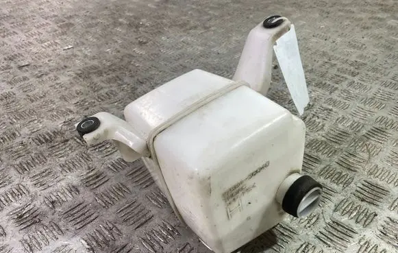 Ford Mustang V Intake resonator 