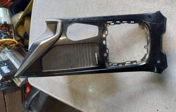 Hyundai i40 Other center console (tunnel) element 846703Z000