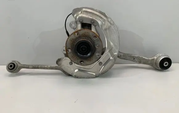 BMW 1 F20 F21 Front wheel hub spindle knuckle 6792286