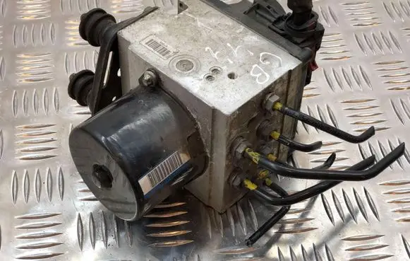 Volkswagen PASSAT B6 ABS Pump 3C0614109C 16431601