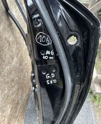 Mazda 6 Rear door