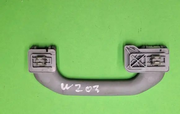 Mercedes-Benz C W203 Front interior roof grab handle a2038100451
