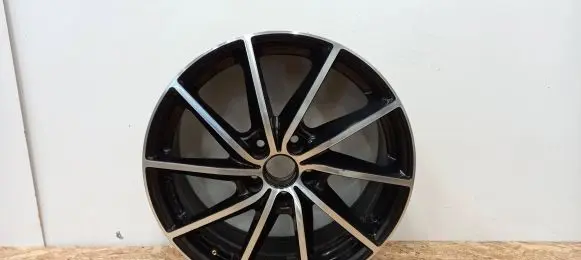 R18 alloy rim