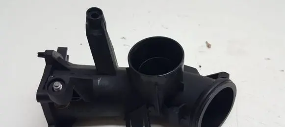 Volkswagen Golf V Air intake hose/pipe 03C145861