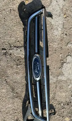 Ford Mondeo MK IV Front grill 009