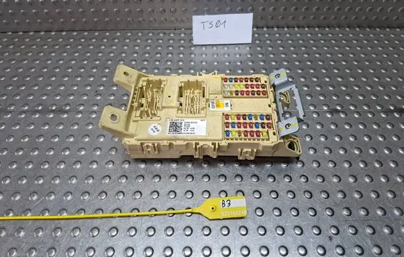 Hyundai i10 Fuse module S25165248 91950K7110