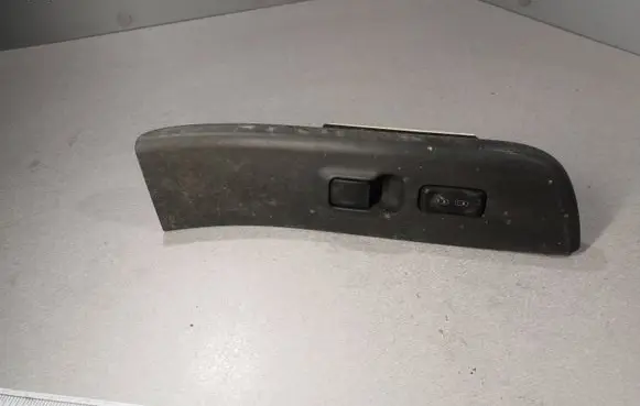 Opel Frontera B Electric window control switch 8971745851 05048