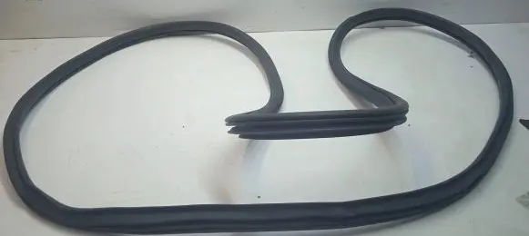 Jeep Grand Cherokee Front door rubber seal 55399173