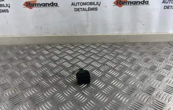 Volkswagen Transporter - Caravelle T5 Headlight level height control switch 7H0941333