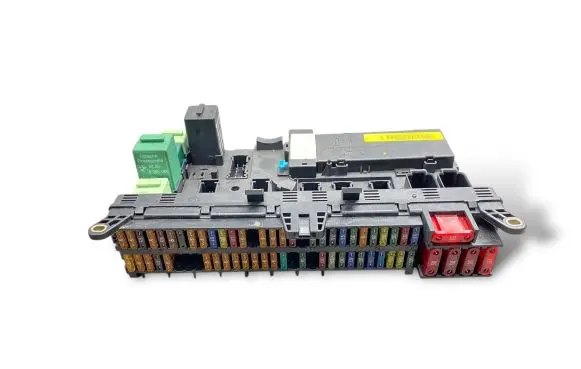 Land Rover Range Rover L322 Fuse module YMD002310 8380407 YPP000020