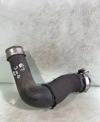 Audi Q7 4L Intercooler hose/pipe 7l6145738a