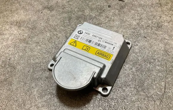 BMW 3 GT F34 Airbag control unit/module 6867168 0265020786