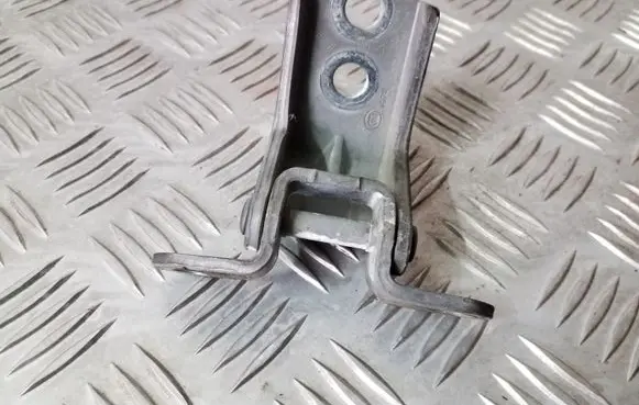 Infiniti EX Front door upper hinge