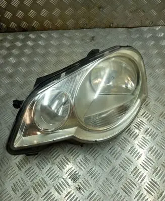 Volkswagen Polo IV 9N3 Headlight/headlamp