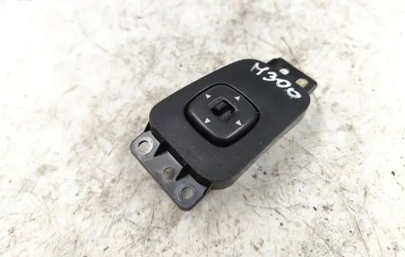 Mazda MPV II LW Wing mirror switch LD4766600 LC6266601