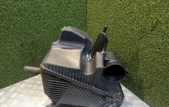 Mercedes-Benz Citan W415 Air filter box 8200788196E 8200788196 H8200808194