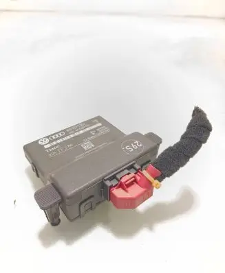 Volkswagen Golf Plus Gateway control module 1K0907530E 1K0907951