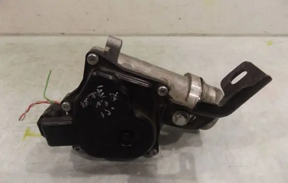 Nissan Note (E11) Throttle valve 161A09794R