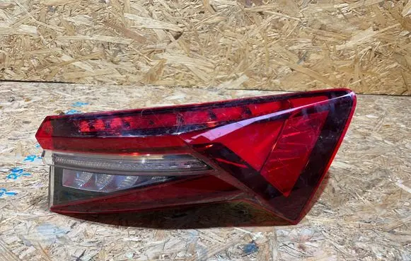 Skoda Kodiaq Rear/tail lights 565945208B S2510C042-M