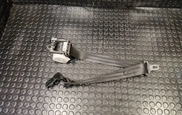 Audi A8 S8 D4 4H Middle seatbelt (rear) 4H0857807N