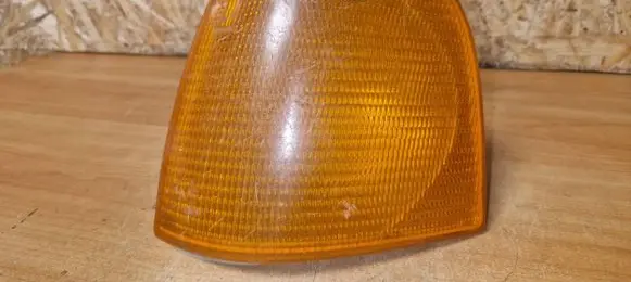 Audi 100 200 5000 C3 Front indicator light 443953049