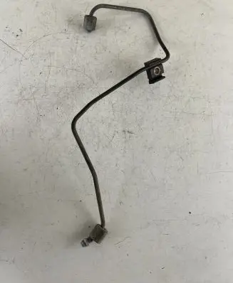 Toyota Land Cruiser (HDJ90) Fuel injector supply line/pipe 