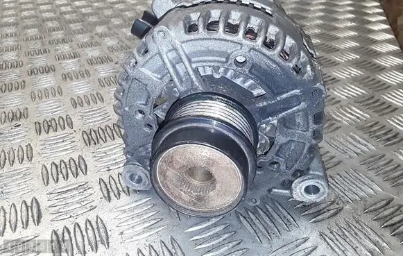Citroen C6 Generator/alternator 965712968002