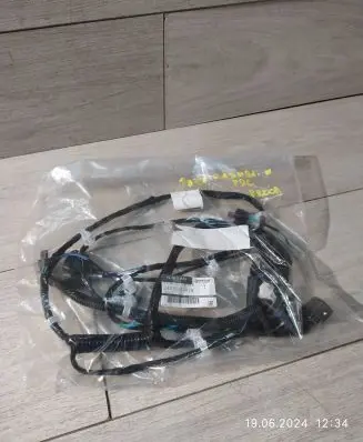 Nissan Qashqai J12 Parking sensor (PDC) wiring loom 24093-6UA1B