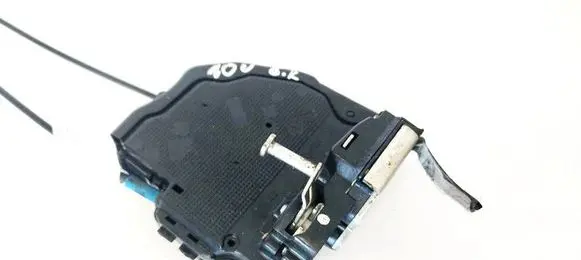 Toyota Auris 150 Rear door lock 