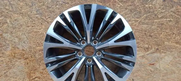 Toyota Yaris Cross R18 alloy rim 426110DK90 K690720