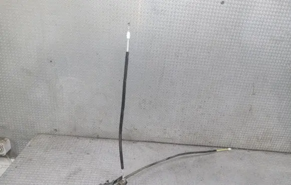 Audi A4 S4 B5 8D Rear door lock 8D0839015A 4D0185A