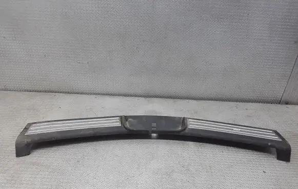Chrysler Pacifica Trunk/boot sill cover protection