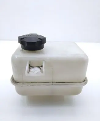 Hyundai ix35 Coolant expansion tank/reservoir 254302S000