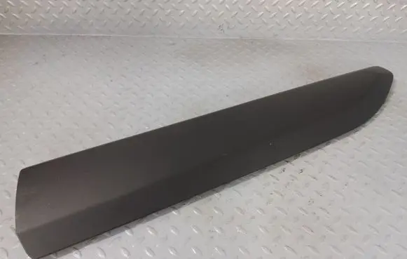 Peugeot Partner III Front door trim (molding) 98176963XT 9817696377