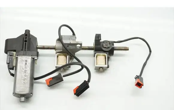 Jaguar XF Steering column adjust motor 0390201947
