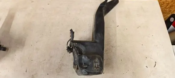 Opel Zafira B Windshield washer fluid reservoir/tank 13145448