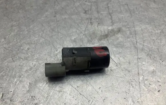 BMW 5 E60 E61 Parking PDC sensor 6938742