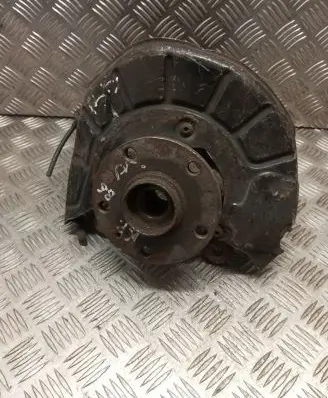 Volkswagen PASSAT B6 Front wheel hub