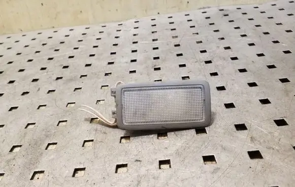 Toyota RAV 4 (XA30) Other interior light 8134030100