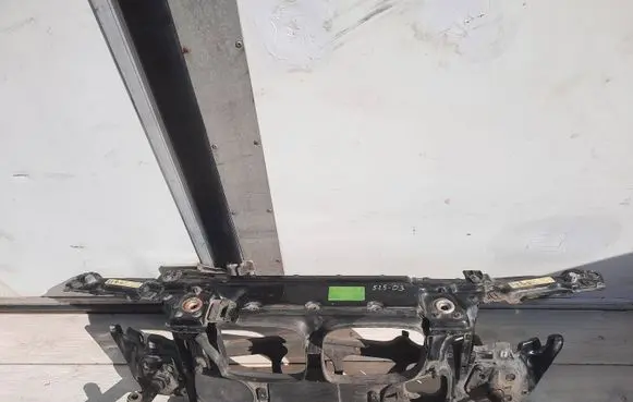 BMW 5 E39 Radiator support slam panel 8387412