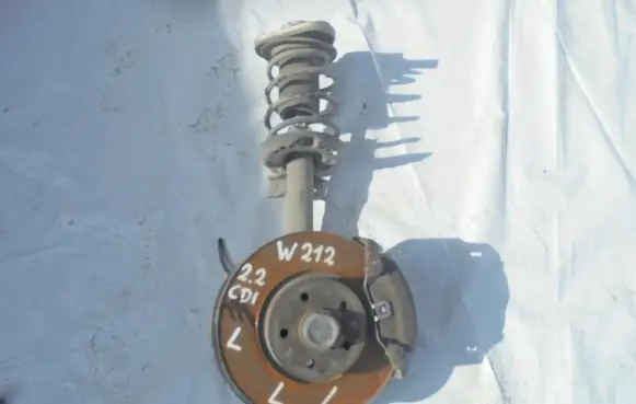 Mercedes-Benz E W212 Front wheel hub spindle knuckle