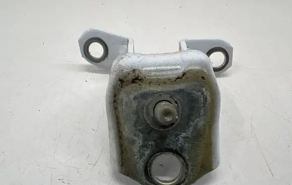 Ford Ranger IV Rear door upper hinge 