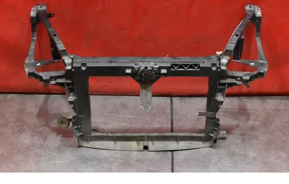 Mitsubishi Colt CZ3 Front bodywork piece 