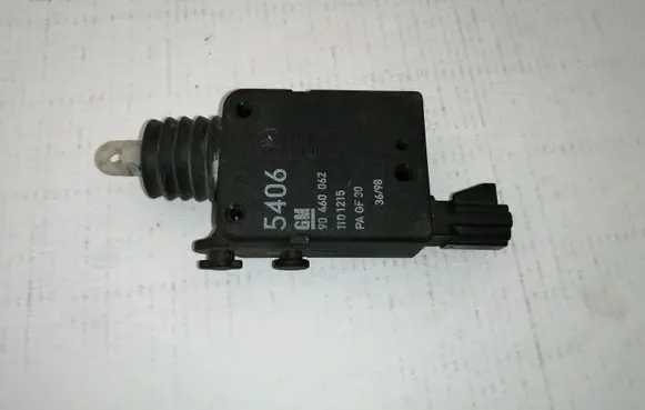Opel Zafira A Central locking motor 90460062