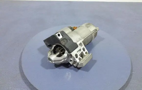 BMW X6 M Starter motor 8490093
