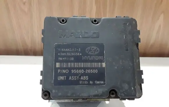 Hyundai Santa Fe ABS Pump 9566026500 5890026150