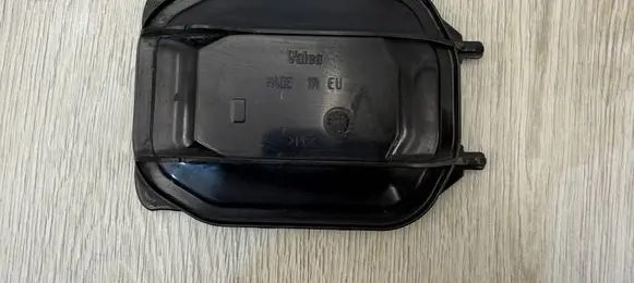 Volkswagen Eos Headlight/headlamp dust cover 1Q0941