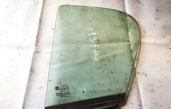 Opel Astra H Rear vent window glass as2