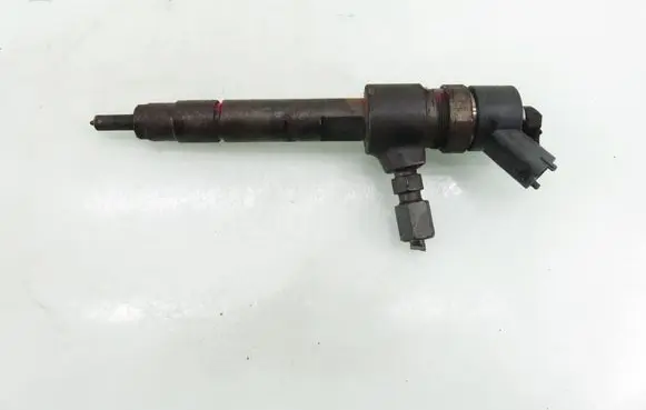 Opel Zafira B Fuel injector 0445110165